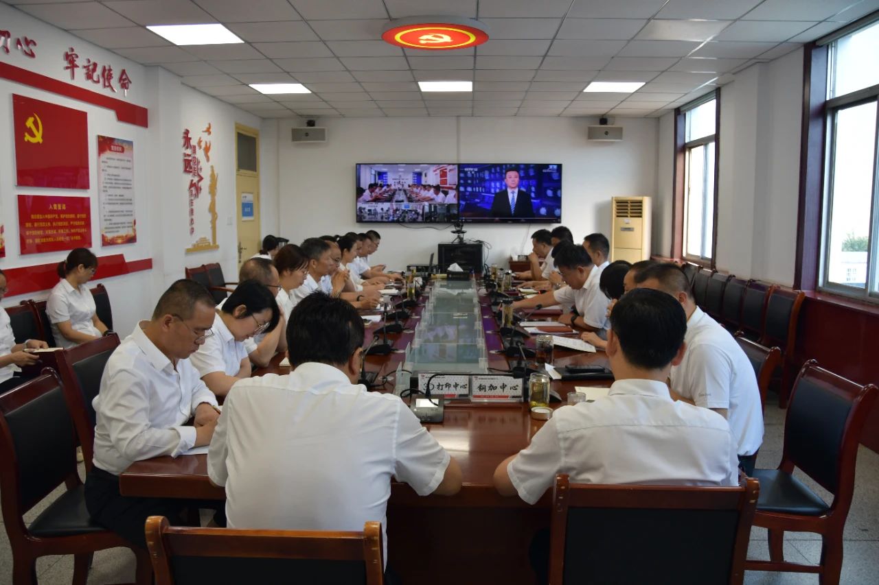 正視問題 自我加壓 敢于挑戰(zhàn)—龍鋼集團(tuán)召開7月經(jīng)營工作分析會(huì) 正視問題 自我加壓 敢于挑戰(zhàn)—龍鋼集團(tuán)召開7月經(jīng)營工作分析會(huì)