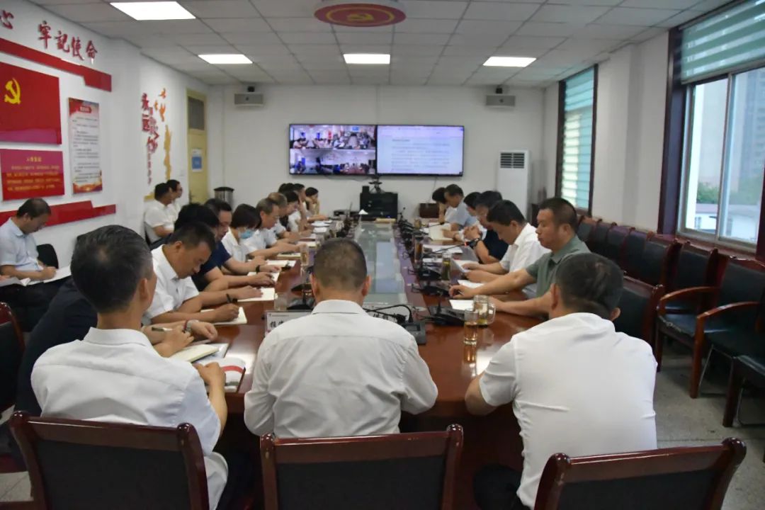 【公司要聞】龍鋼集團(tuán)召開6月份安全環(huán)保工作會(huì)暨2025年“安全生產(chǎn)月”活動(dòng)啟動(dòng)會(huì)