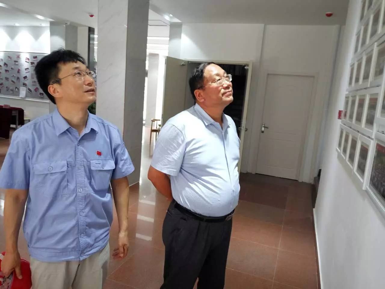 龍鋼集團公司董事長、總經理董銀師到西鋼、紅光物流公司調研