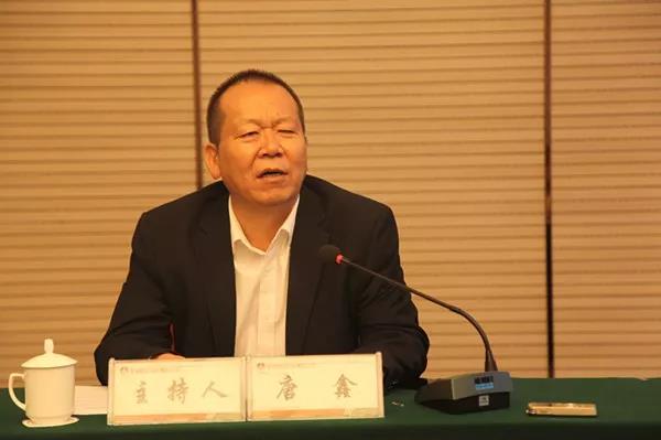 龍鋼集團(tuán)公司召開(kāi)第四屆董事會(huì)第一次會(huì)議