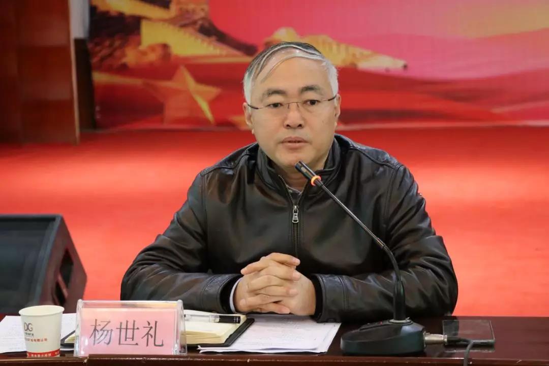 陜煤集團對龍鋼集團大西溝礦業公司進行安全大檢查 陜煤集團對龍鋼集團大西溝礦業公司進行安全大檢查