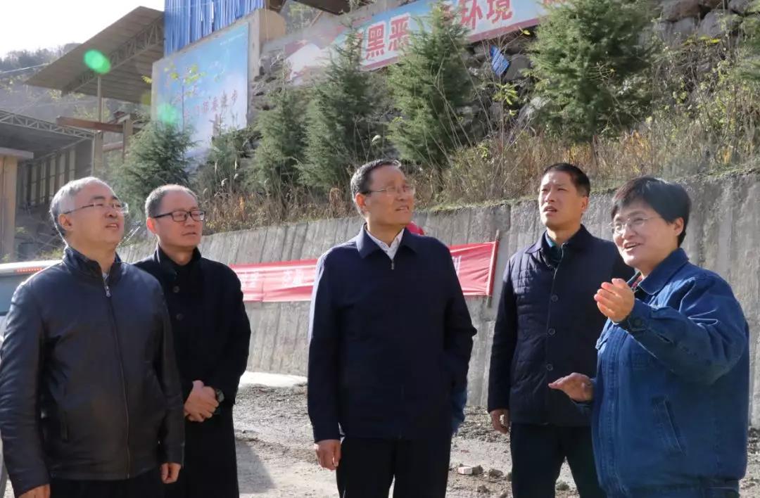 陜煤集團對龍鋼集團大西溝礦業公司進行安全大檢查 陜煤集團對龍鋼集團大西溝礦業公司進行安全大檢查