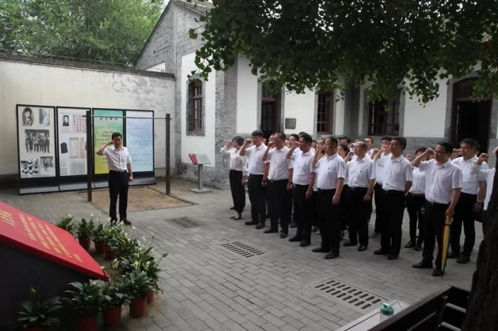 黨旗引領堅守初心 擔當使命砥礪前行——龍鋼集團2019年黨建工作綜述 黨旗引領堅守初心 擔當使命砥礪前行——龍鋼集團2019年黨建工作綜述