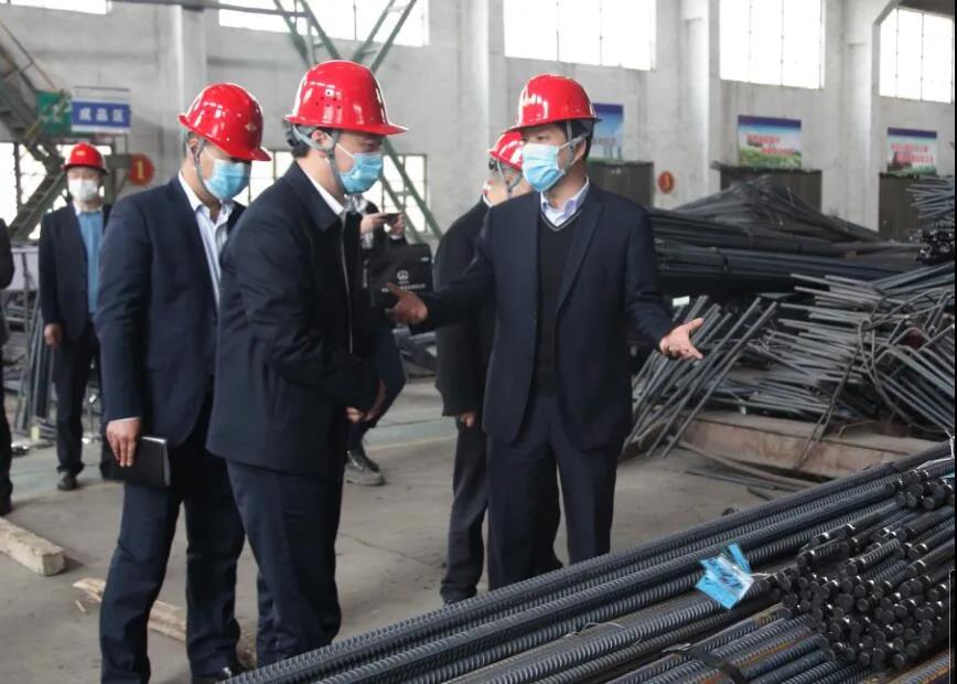 中鐵物貿集團西安公司到龍鋼集團鋼材深加工中心參觀交流