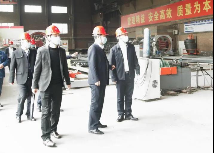 中鐵物貿集團西安公司到龍鋼集團鋼材深加工中心參觀交流