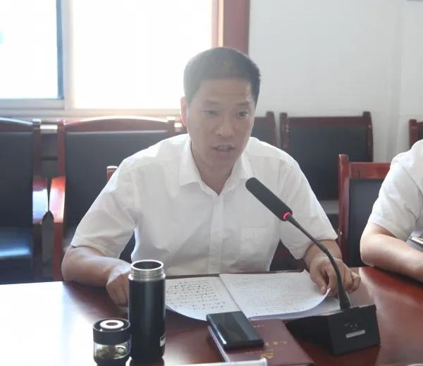 龍鋼集團召開“以案促訓”警示教育大會——深入推進兩個領域突出問題專項整治工作 龍鋼集團召開“以案促訓”警示教育大會——深入推進兩個領域突出問題專項整治工作