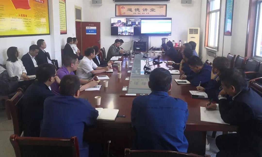 龍鋼集團組織開展新《固廢法》培訓