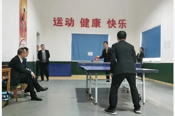 龍鋼集團機關、鋼加公司舉辦職工乒乓球賽