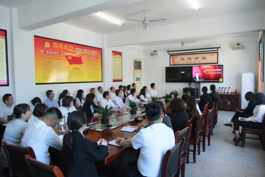 龍鋼集團公司舉辦安全生產專題教育視頻培訓